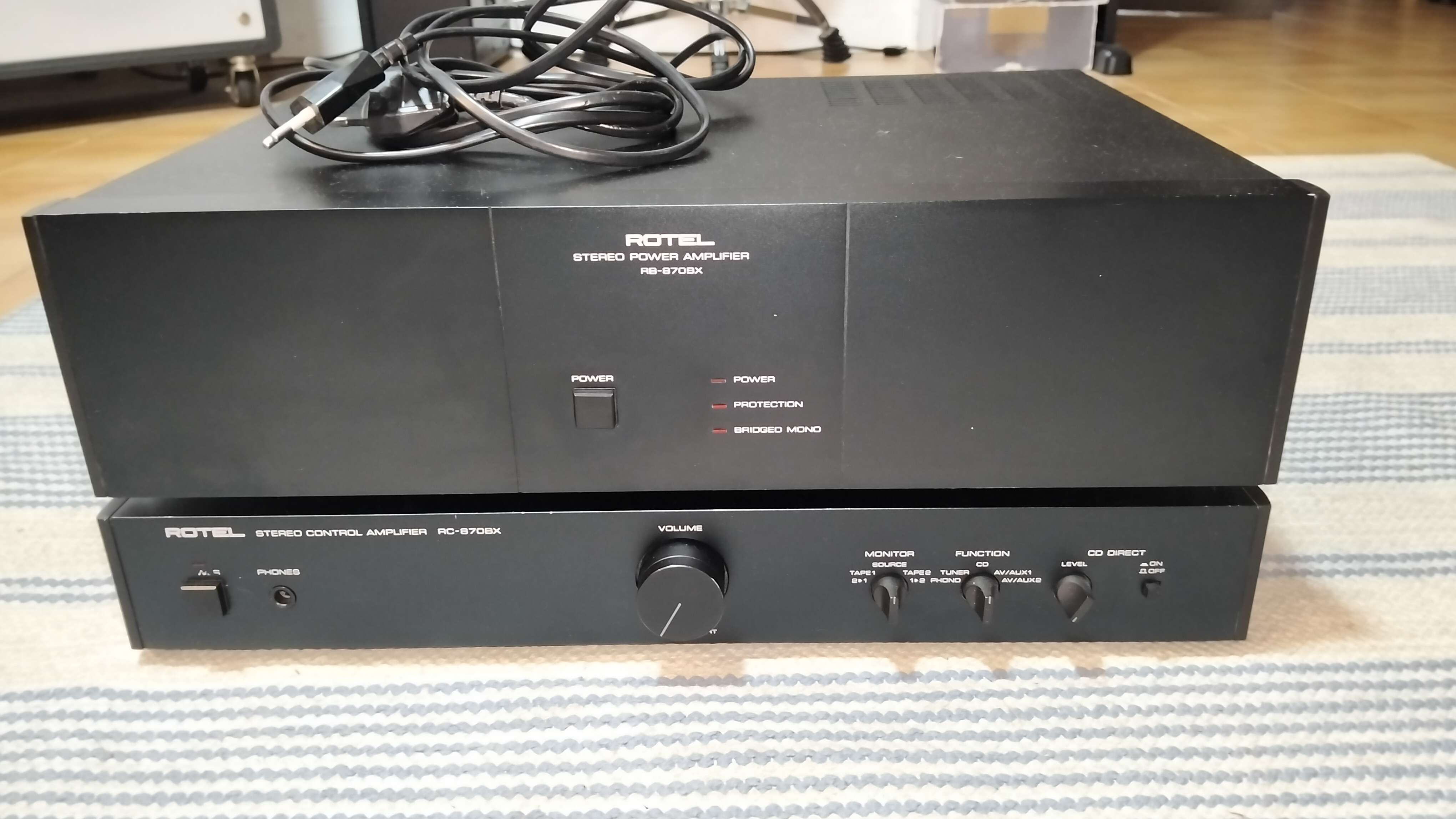 Rotel 870 bx